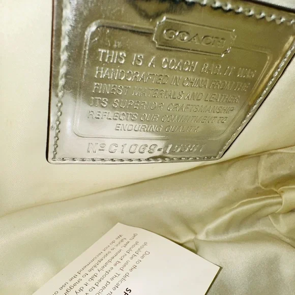 Coach very rare vintage gold sequined poppyNWOT Limited Edition Gift for Her - Picture 7 of 8